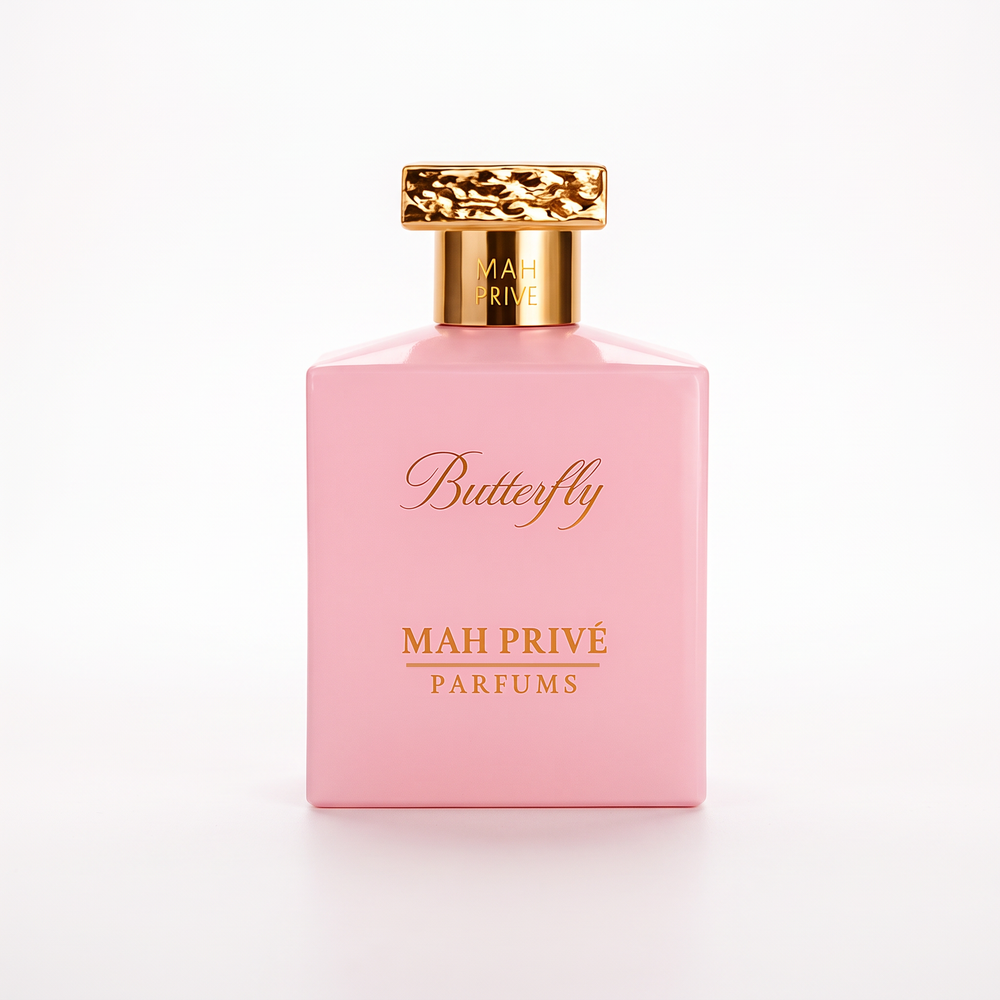 Butterfly, extrait de parfum MAH Privé, flacon rose et capot martelé or sur fond blanc