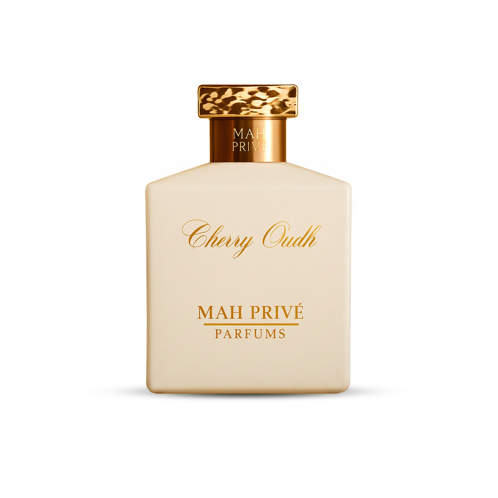 Cherry Oudh, extrait de parfum MAH Privé, flacon ivoire et capot martelé or sur fond blanc